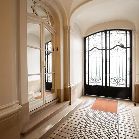 Appartamento Neuf Et Luxueux Climatise A 17 Parigi
