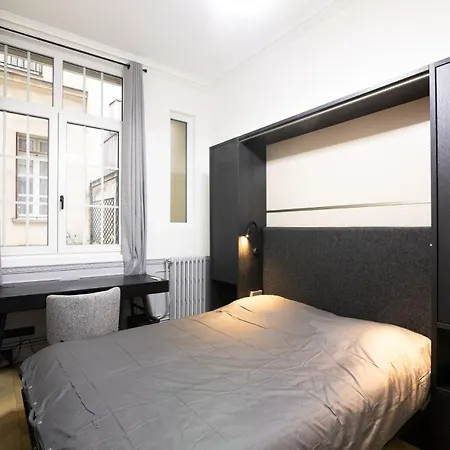 Neuf Et Luxueux Climatise A 17 * Parigi