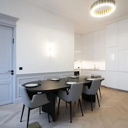 Neuf Et Luxueux Climatise A 17 Appartamento
