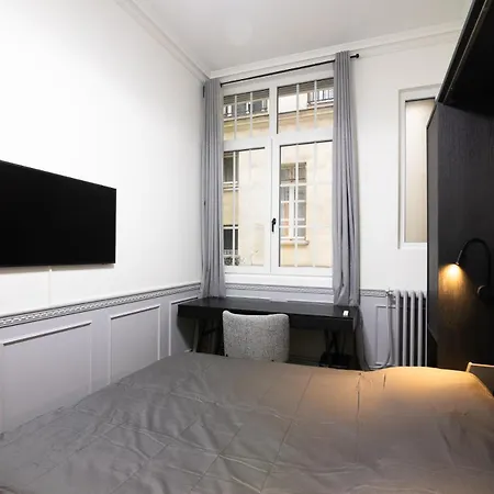 Neuf Et Luxueux Climatise A 17 Appartamento *