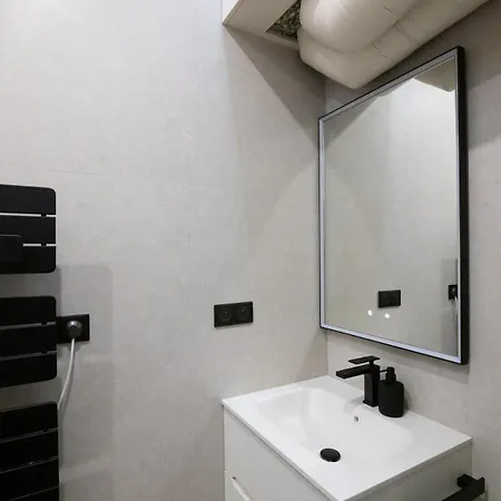 Appartamento Neuf Et Luxueux Climatise A 17 Parigi