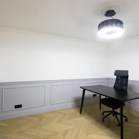 Neuf Et Luxueux Climatise A 17 * Paris